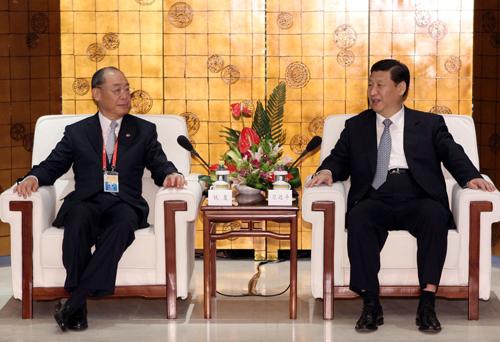 Chinese&nbsp;Vice&nbsp;President&nbsp;Xi&nbsp;Jinping&nbsp;(R)&nbsp;meets&nbsp;with&nbsp;Fredrick&nbsp;Chien,&nbsp;chief&nbsp;advisor&nbsp;ofTaiwan's&nbsp;Cross-Straits&nbsp;Common&nbsp;Market&nbsp;Foundation&nbsp;in&nbsp;Hainan,&nbsp;on&nbsp;April&nbsp;10,&nbsp;2010.(Xinhua&nbsp;Photo)
