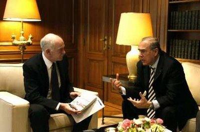 Greece's&nbsp;Prime&nbsp;Minister&nbsp;George&nbsp;Papandreou&nbsp;(L)&nbsp;meets&nbsp;Secretary-General&nbsp;of&nbsp;the&nbsp;Organisation&nbsp;for&nbsp;Economic&nbsp;Cooperation&nbsp;and&nbsp;Development&nbsp;(OECD)&nbsp;Angel&nbsp;Gurria&nbsp;in&nbsp;Athens&nbsp;March&nbsp;15,&nbsp;2010.&nbsp;REUTERS/Yiorgos&nbsp;Karahalis