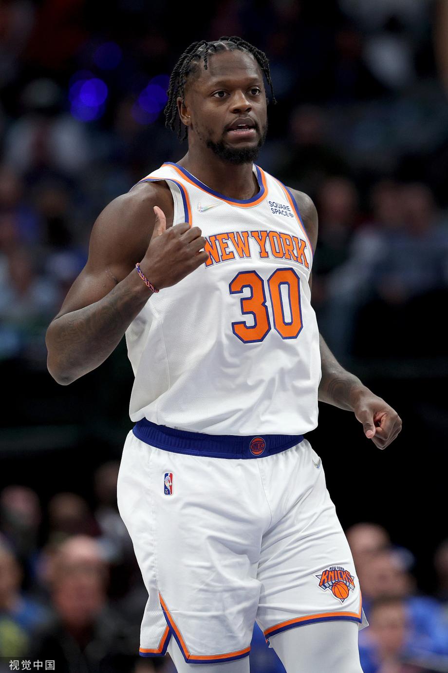 兰德尔268尼克斯狂胜东契奇31分独行侠惨败