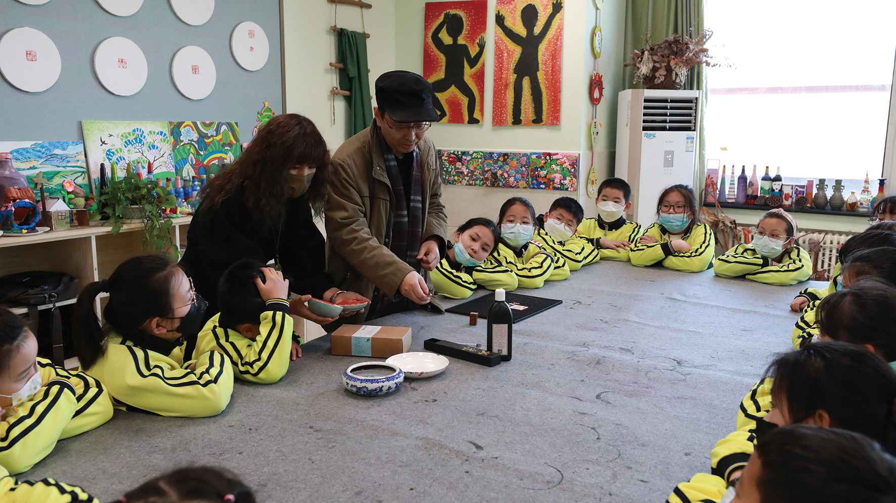 北京怀柔区教委与中国国家画院深度合作打造的“书法进校园”活动