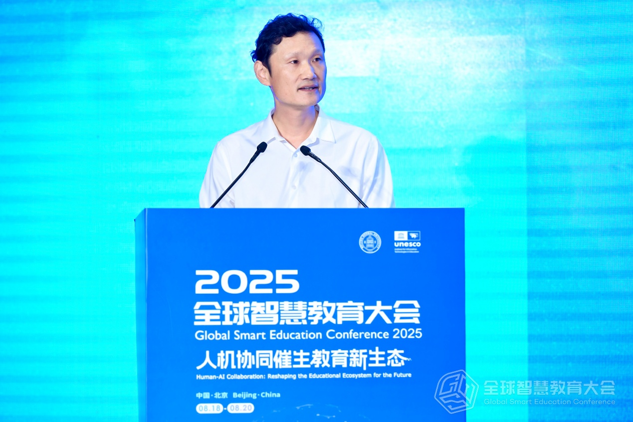 中国教育部校外教育培训监管司副司长 陈东升