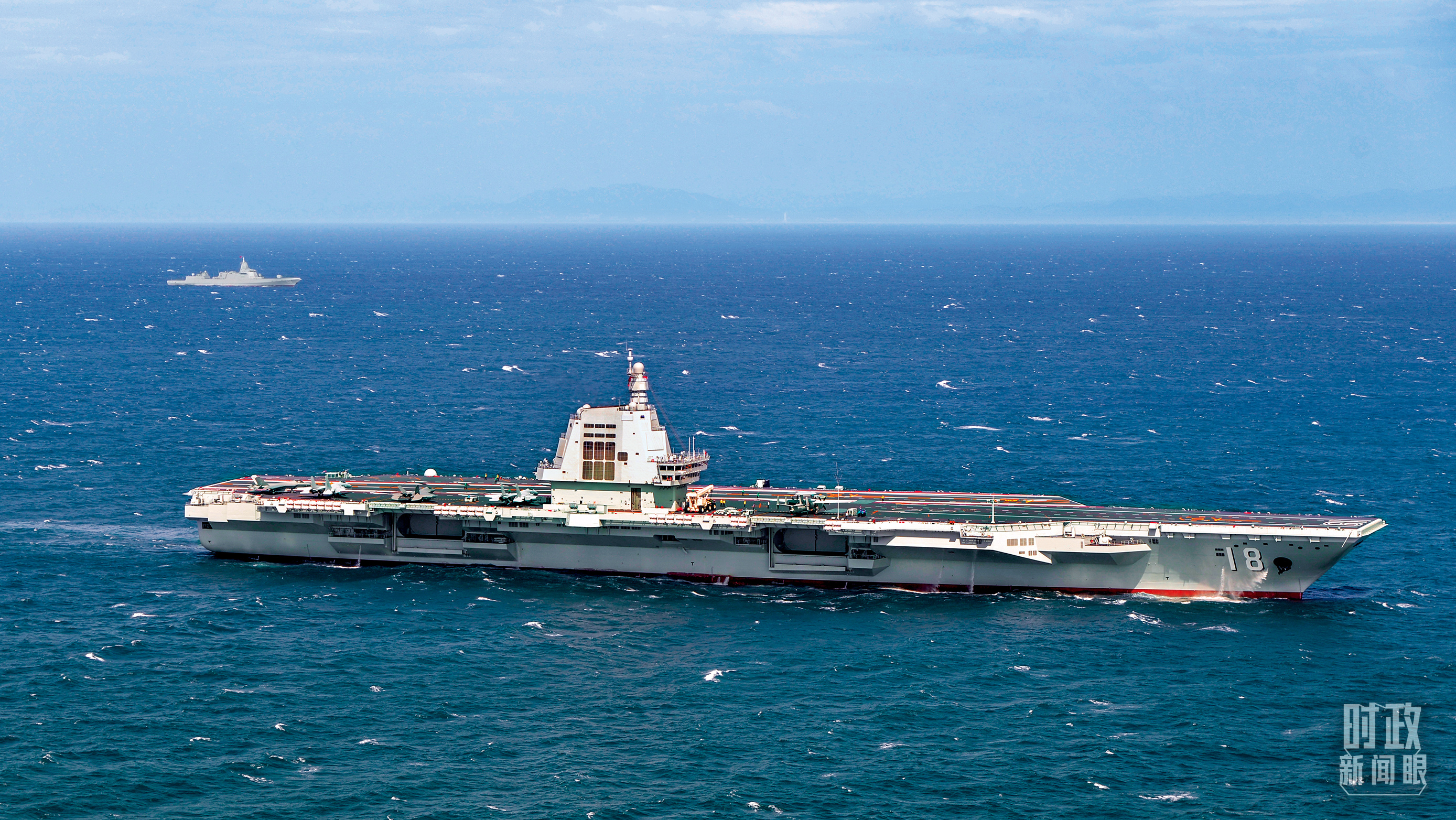 2025年11月，海军福建舰开展入列后首次海上实兵训练。（解放军画报高泽明拍摄）