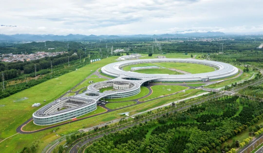 高能同步辐射光源（HEPS）。图片来源：中国科学院高能物理研究所