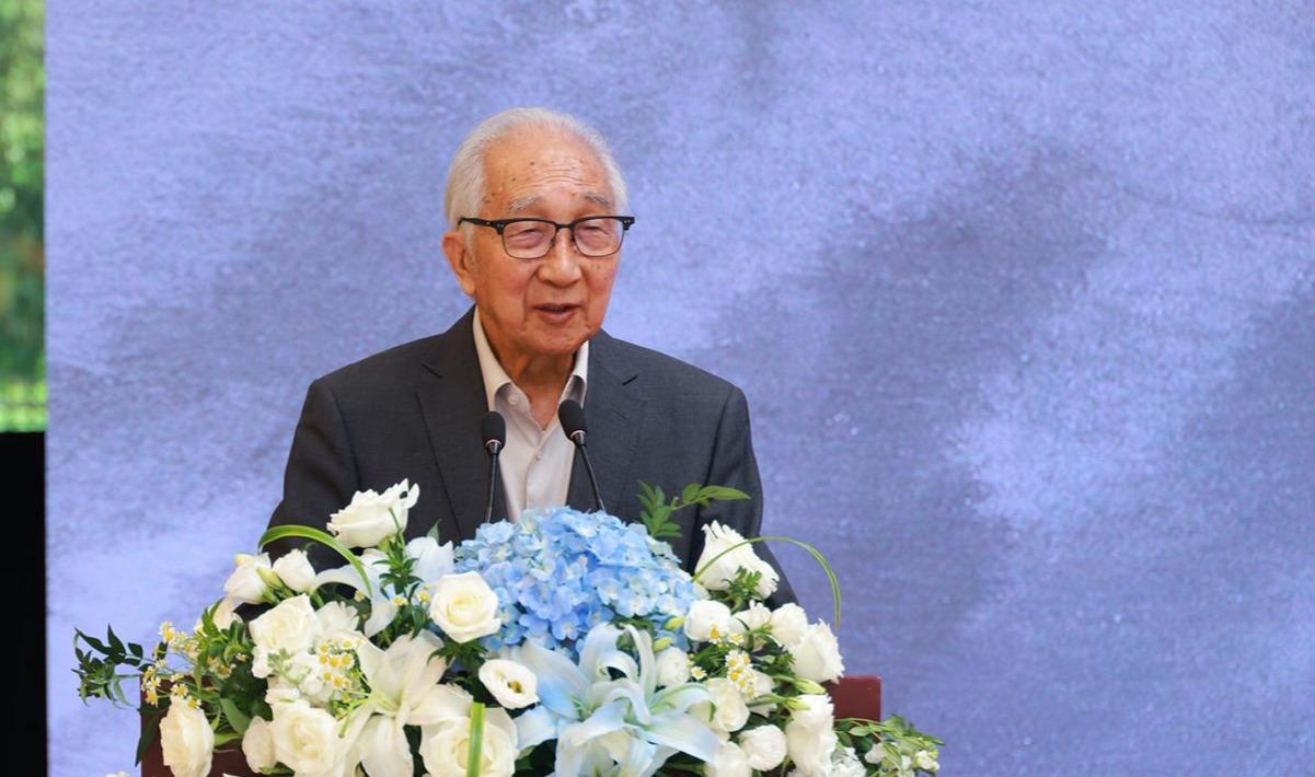 靳尚谊致辞